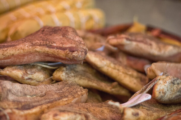 Pancetta tesa steccata